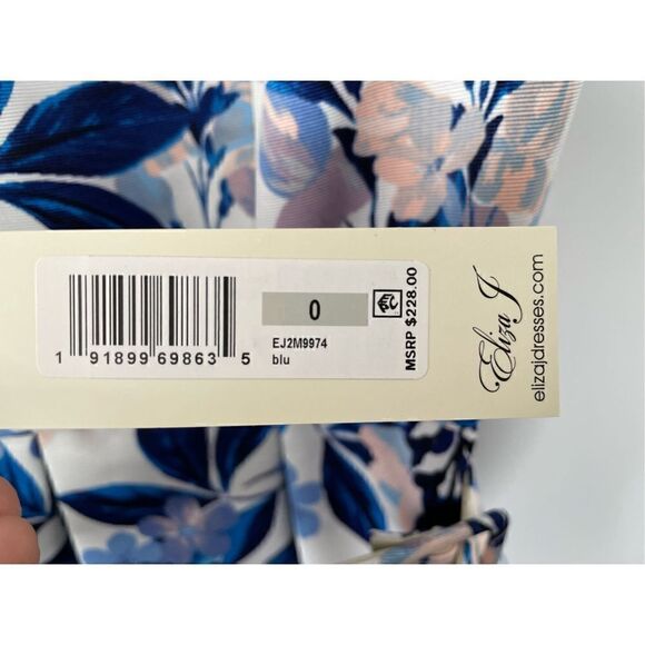 Eliza J Women's Fit Flare Style Woven Faille Sleeveless Vneck Floral Dress 0 NWT - Picture 5 of 7